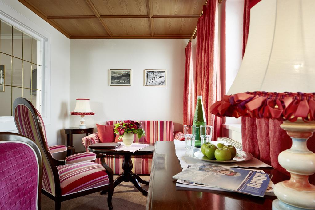 Hotel Hirlanda Zürs Eksteriør billede